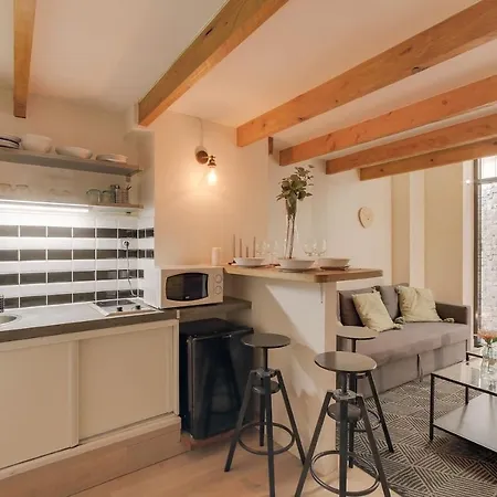 Apartment Loft Design For 4 People In Heart Of
