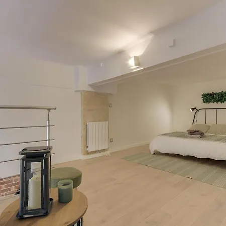 Apartment Loft Design For 4 People In Heart Of *