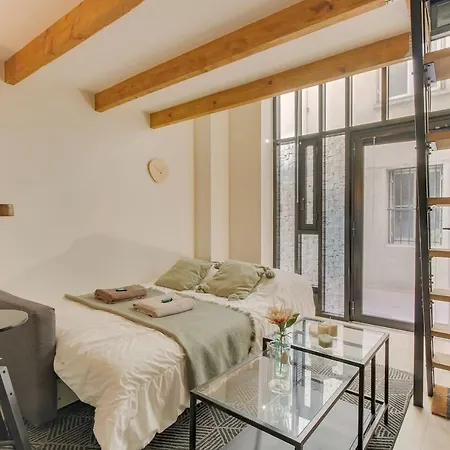 Apartment Loft Design For 4 People In Heart Of